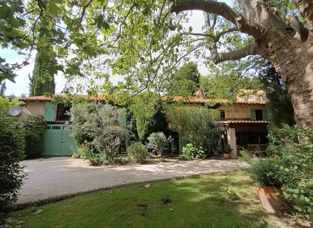 Appartement à vendre, 237m², Arles