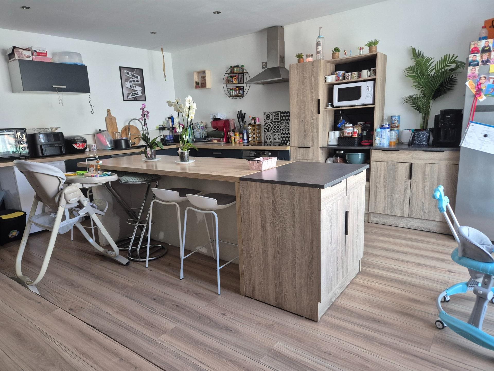 Maison à vendre, 200m², Escurolles