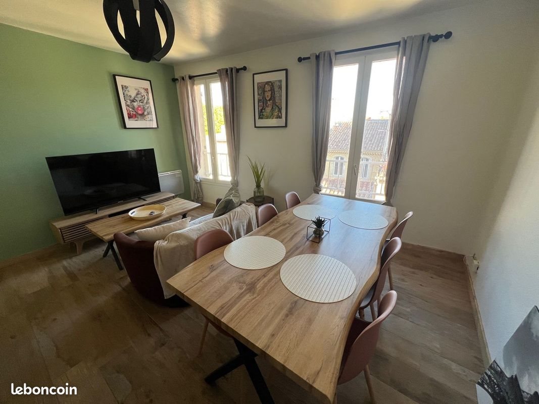 Appartement à louer, 57m², Eyguières