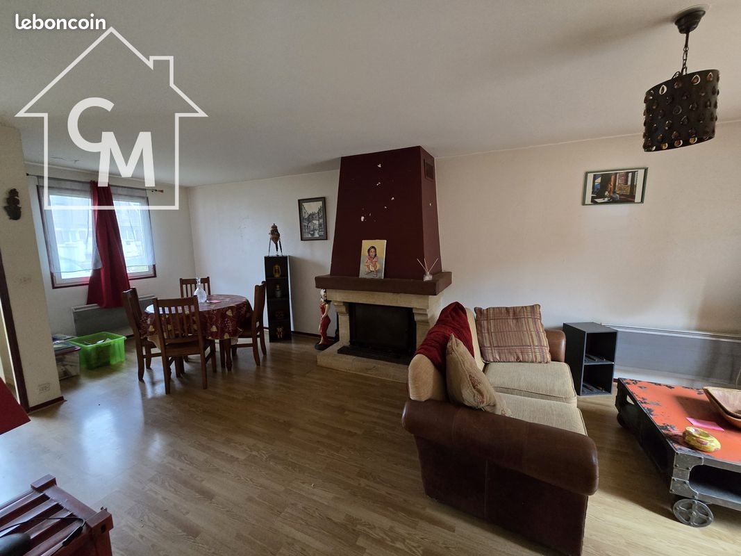 Maison à vendre, 131m², Saint-Amand-Montrond