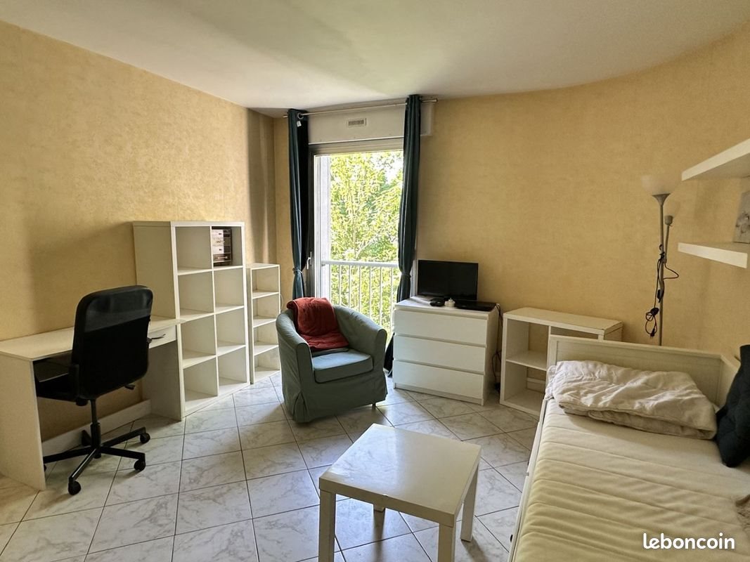 Appartement à louer, 24m², Livry-Gargan