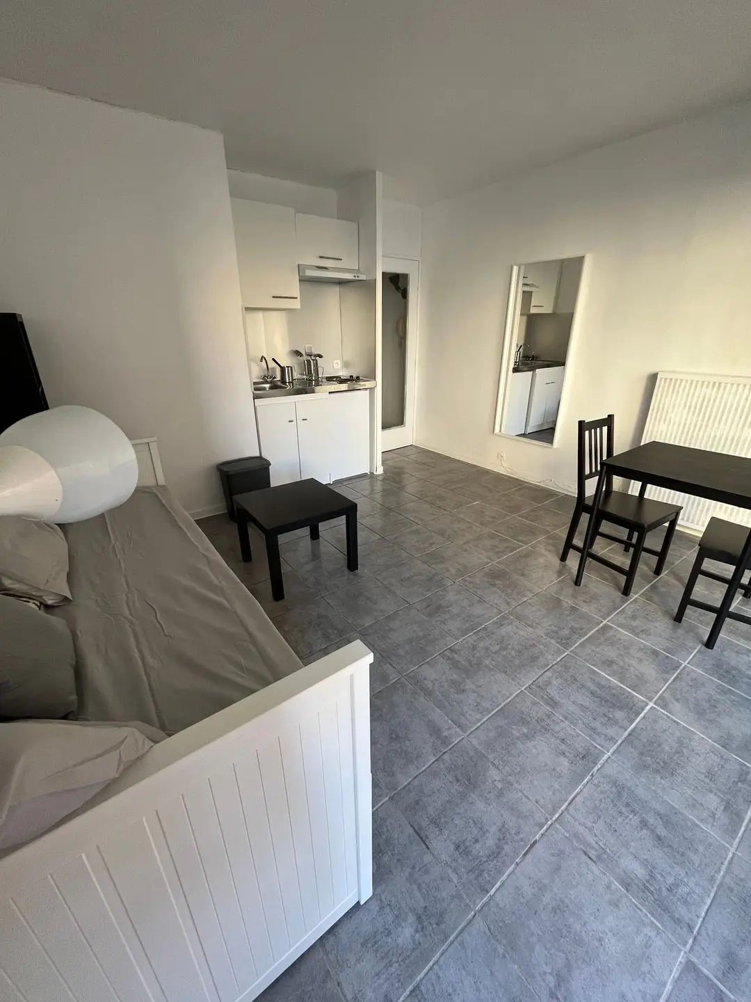 Appartement à louer, 25m², Marseille 5ème