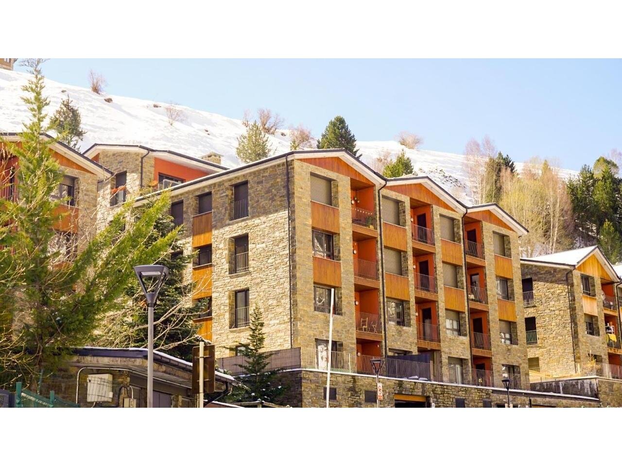 2-bedroom flat for sale in Canillo · 3 of 60