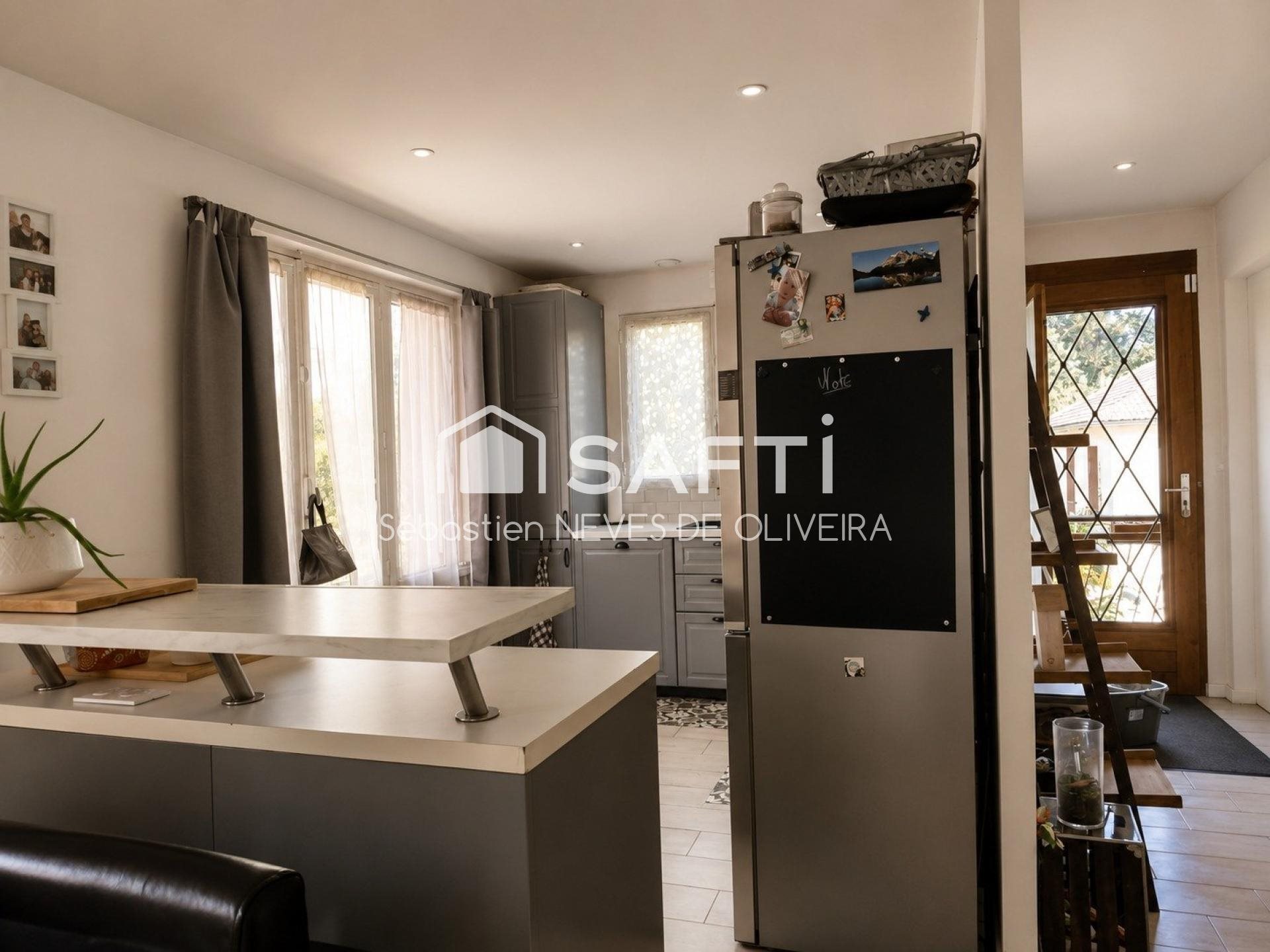 Maison à vendre, 94m², La Falaise
