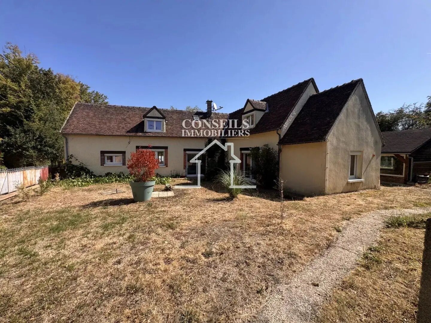 Maison à vendre, 125m², La Celle-Saint-Cyr