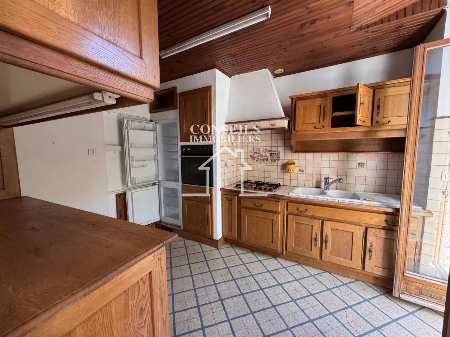Maison à vendre, 145m², Villeneuve-sur-Yonne