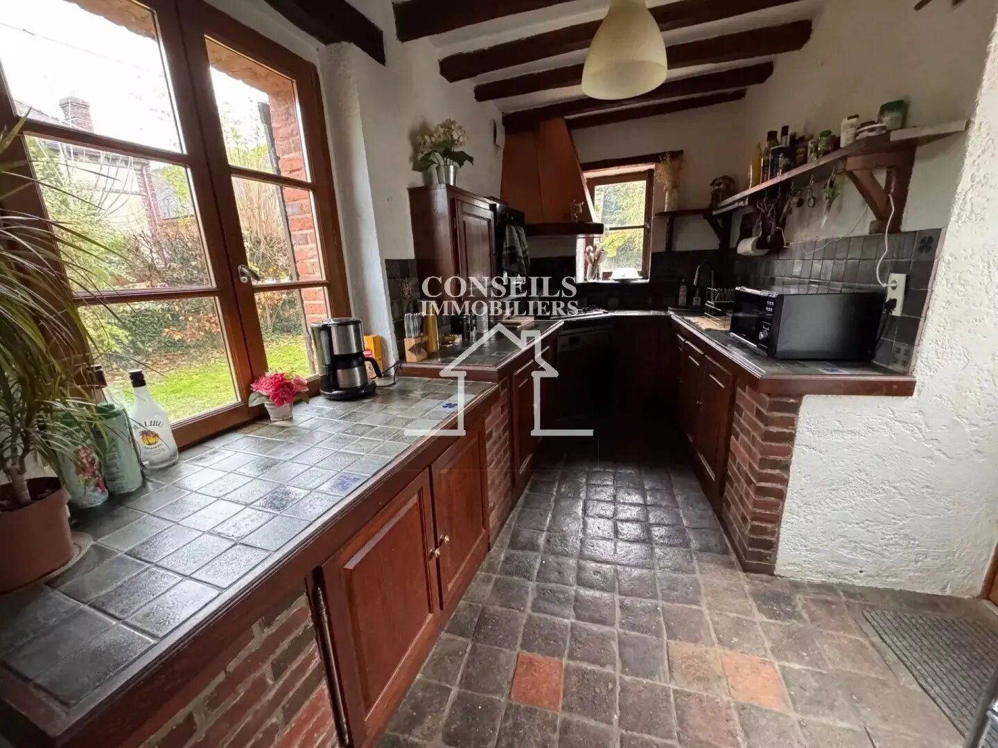 Maison à vendre, 218m², Villeneuve-sur-Yonne