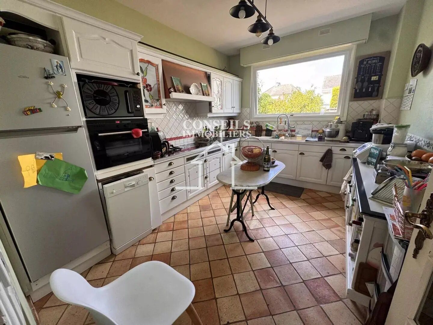 Maison à vendre, 233m², Saint-Julien-du-Sault
