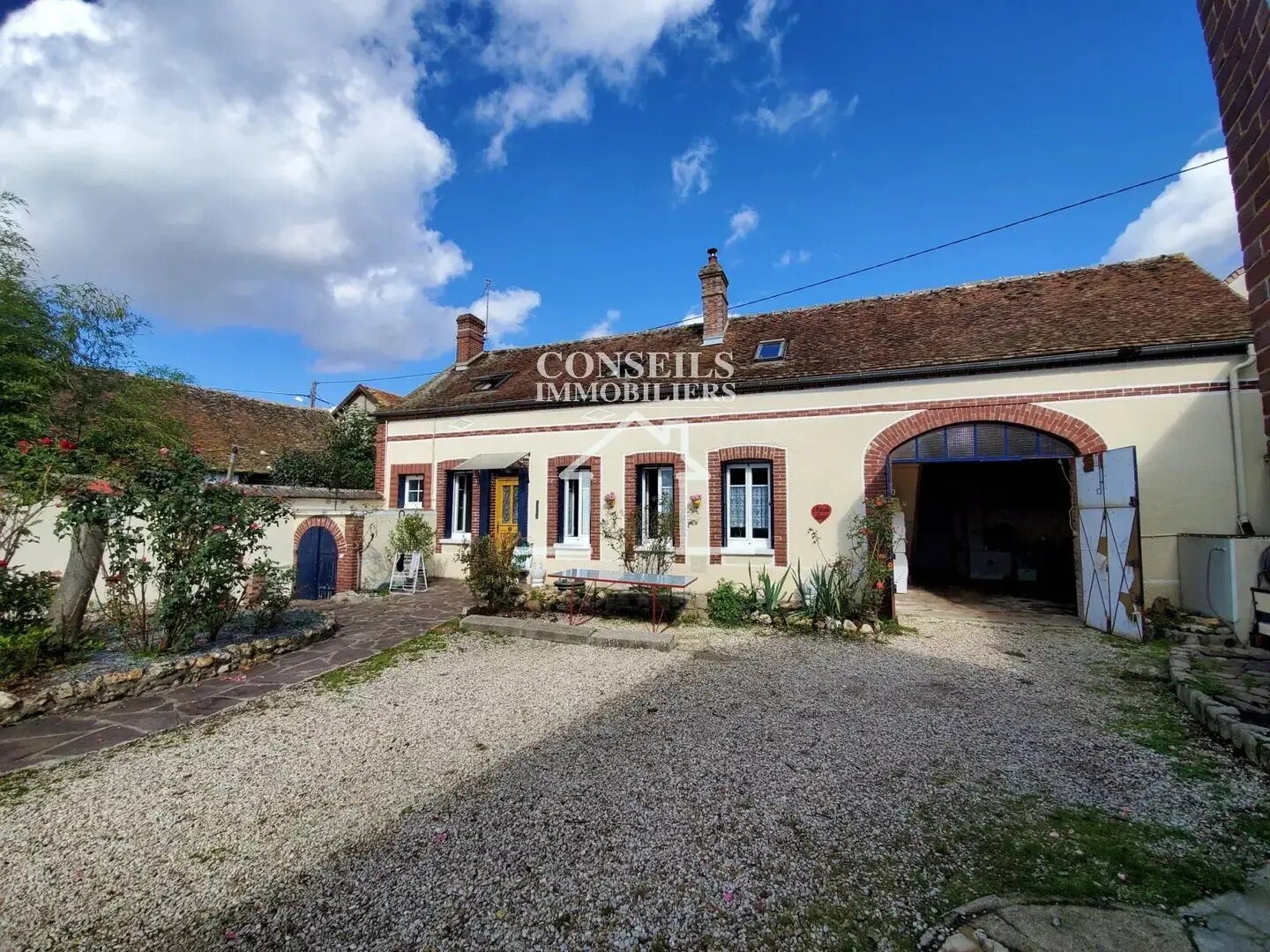 Maison à vendre, 100m², Villeneuve-sur-Yonne