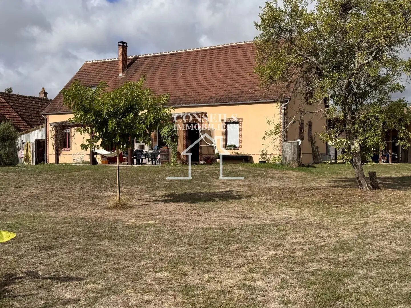 Maison à vendre, 223m², Saint-Aubin-sur-Yonne