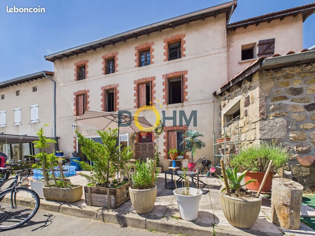 Maison à vendre, 233m², Monlet