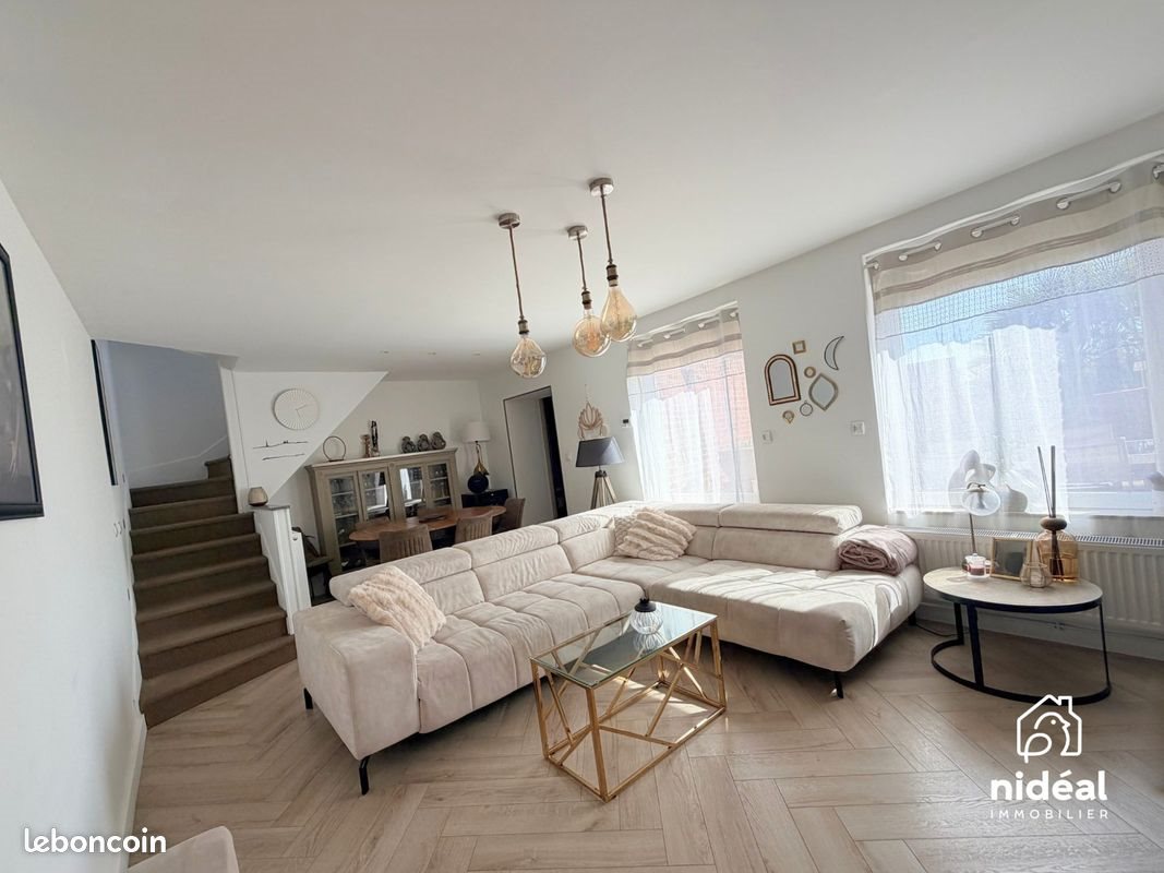 Maison à vendre, 121m², Maresches