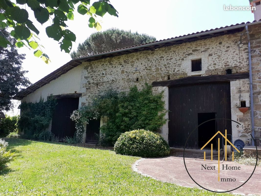 Maison à vendre, 196m², Massignac
