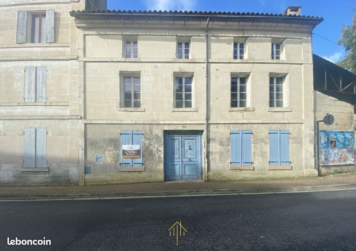 Maison à vendre, 157m², Chalais