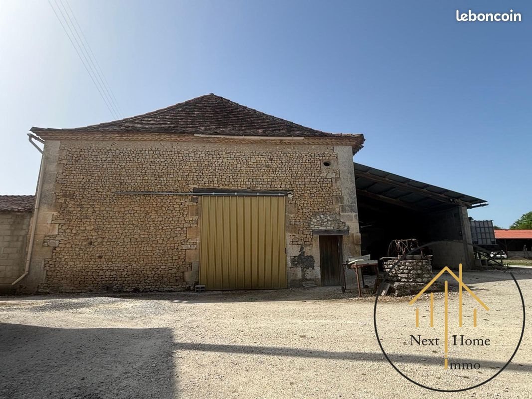 Maison à vendre, 197m², Montmoreau-Saint-Cybard
