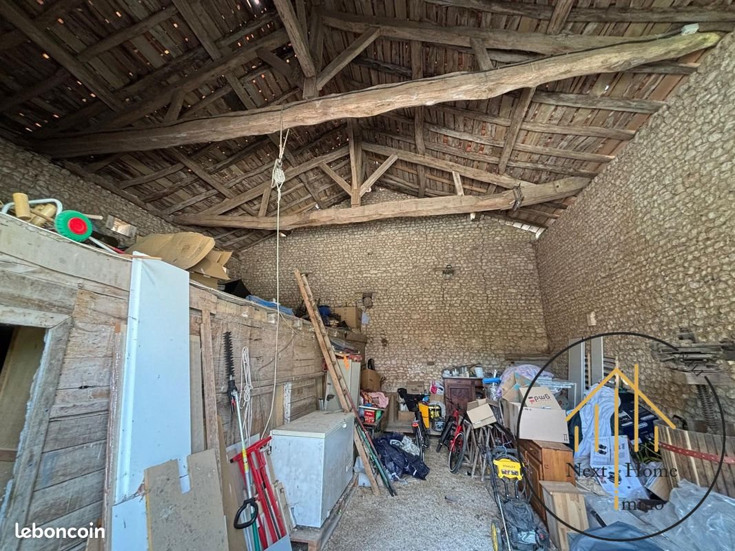 Maison à vendre, 197m², Montmoreau-Saint-Cybard