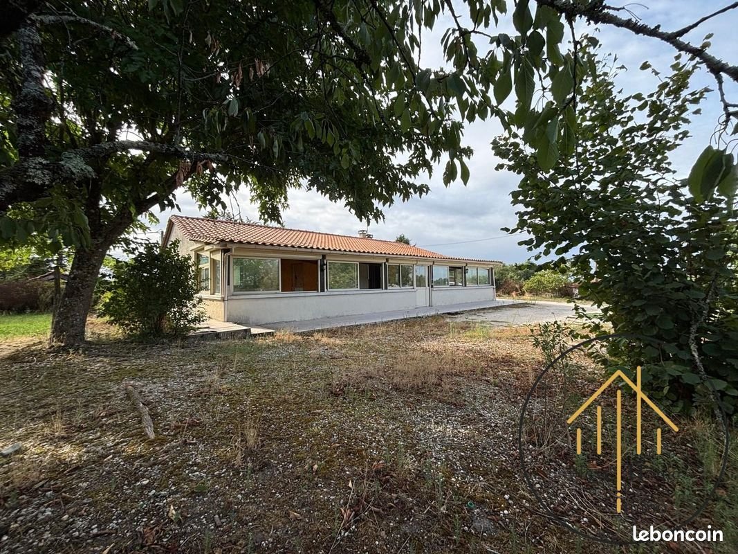 Maison à vendre, 170m², Montmoreau-Saint-Cybard