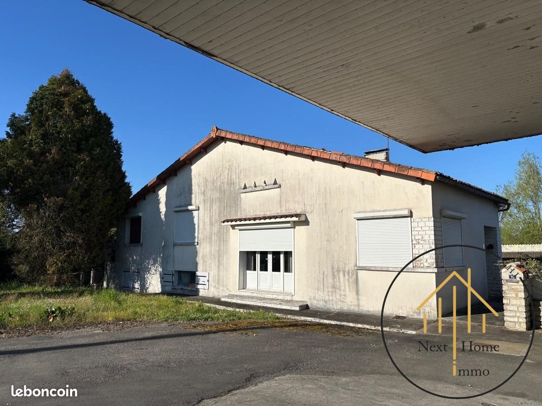 Maison à vendre, 197m², Aigre