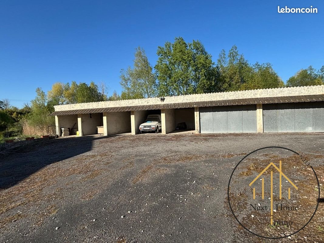 Maison à vendre, 197m², Aigre