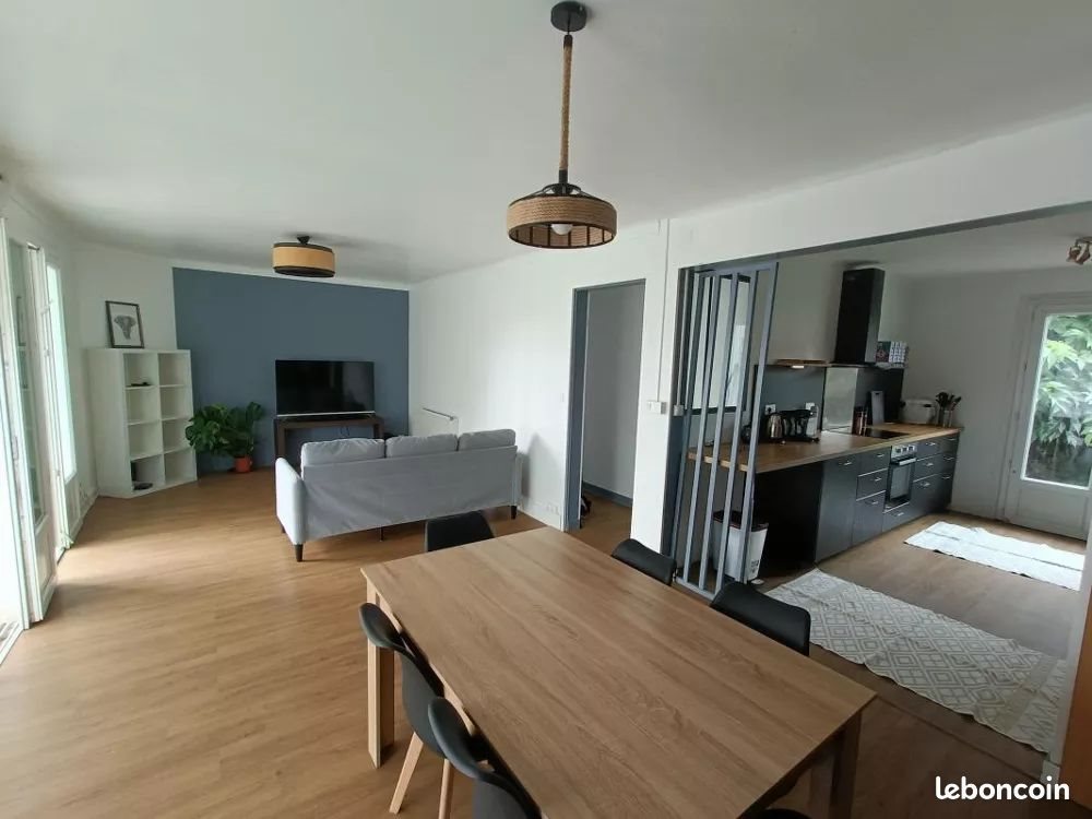 Maison à louer, 92m², Pommevic