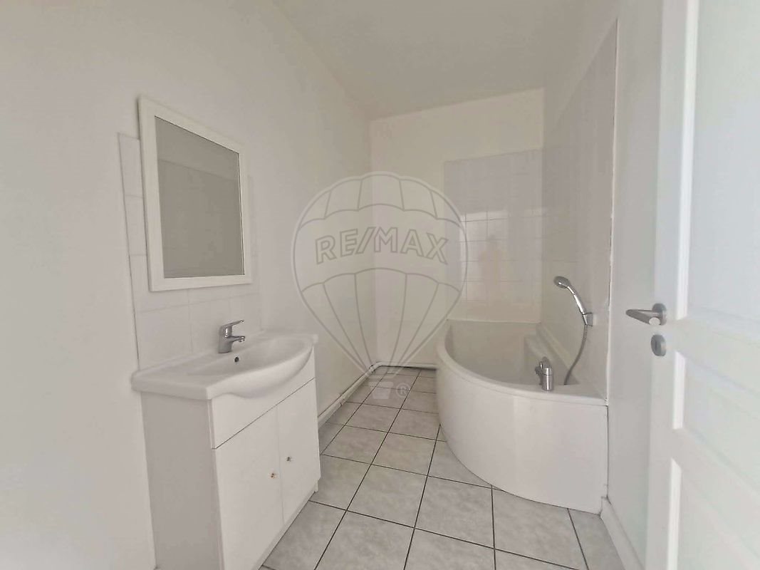 Appartement à vendre, 48m², Pougues-les-Eaux