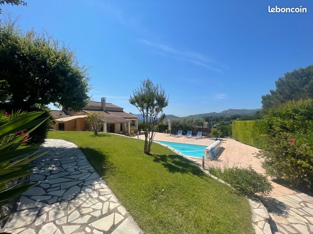 Maison à vendre, 250m², La Bouilladisse
