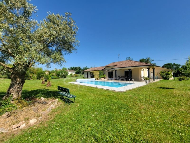 Maison à vendre, 138m², Montsoué