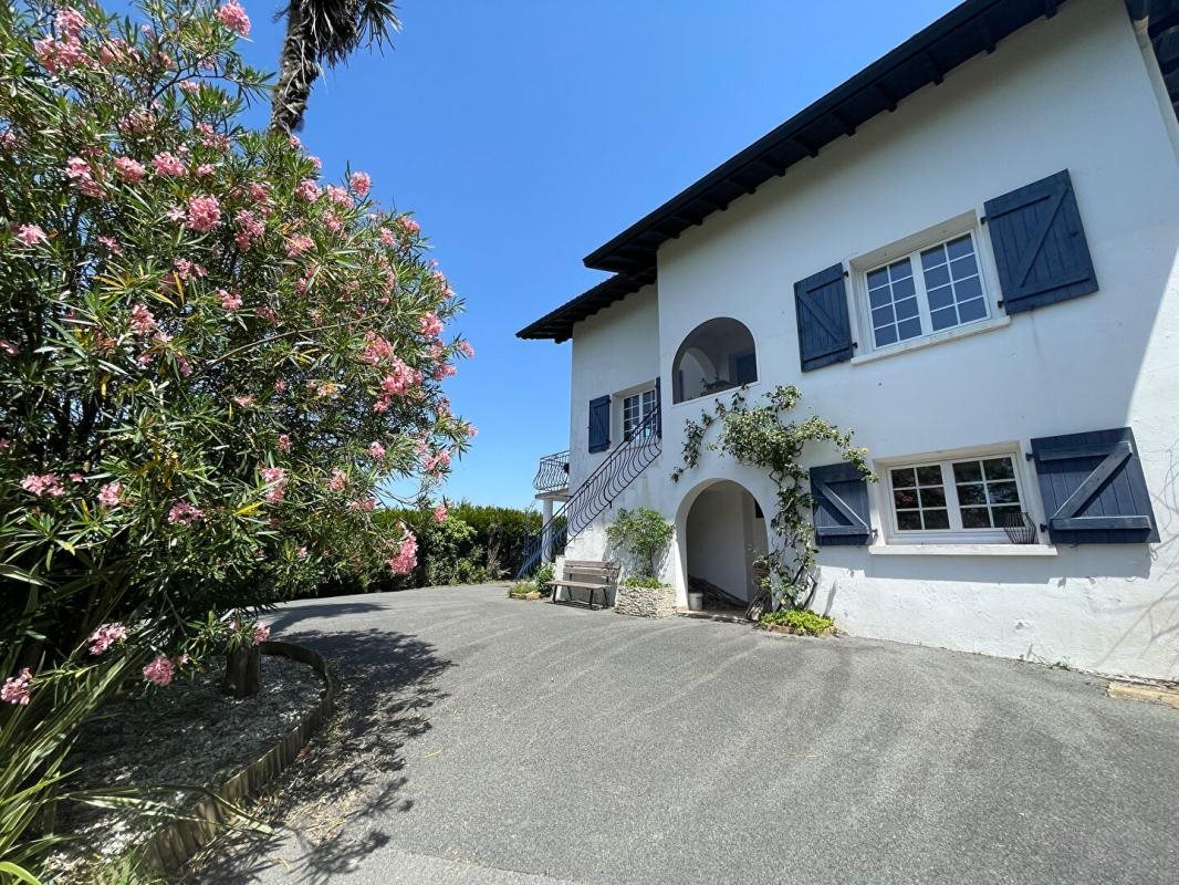 Maison à vendre, 260m², Cambo-les-Bains