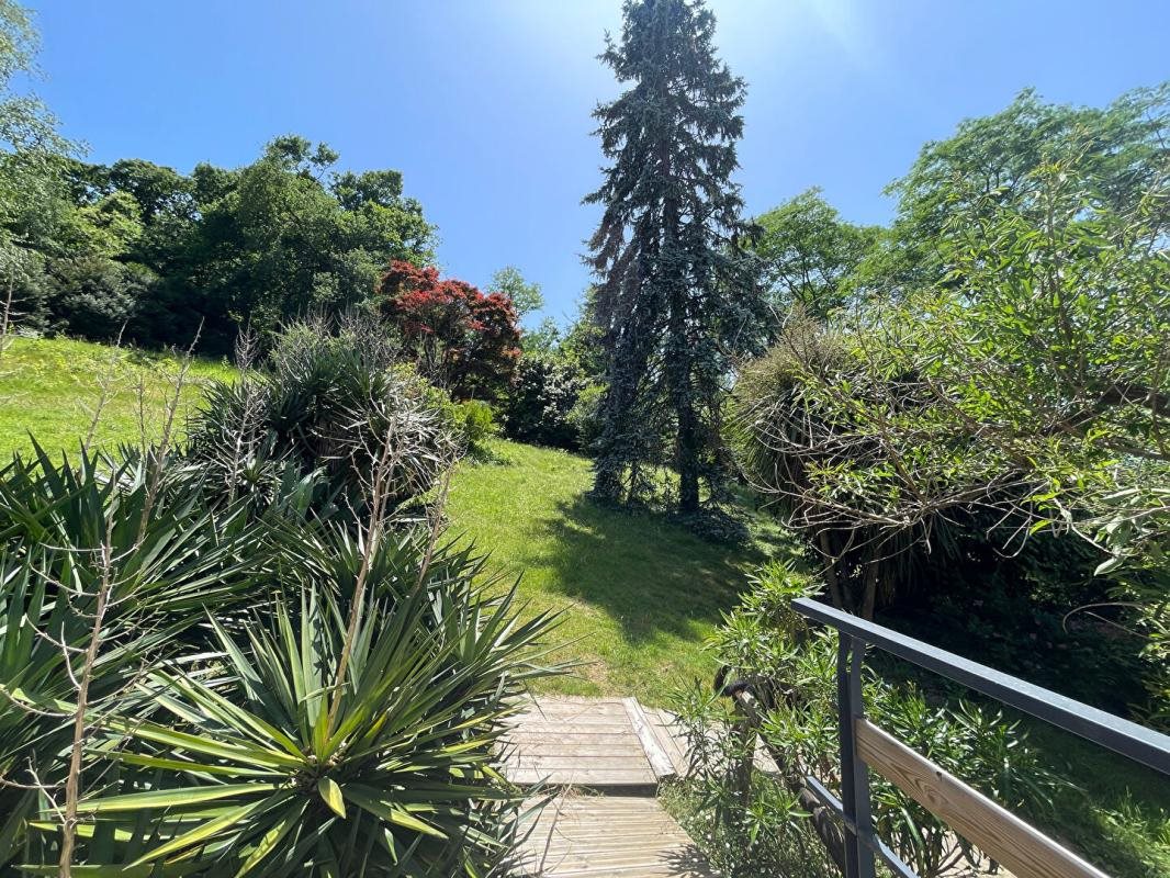 Maison à vendre, 260m², Cambo-les-Bains