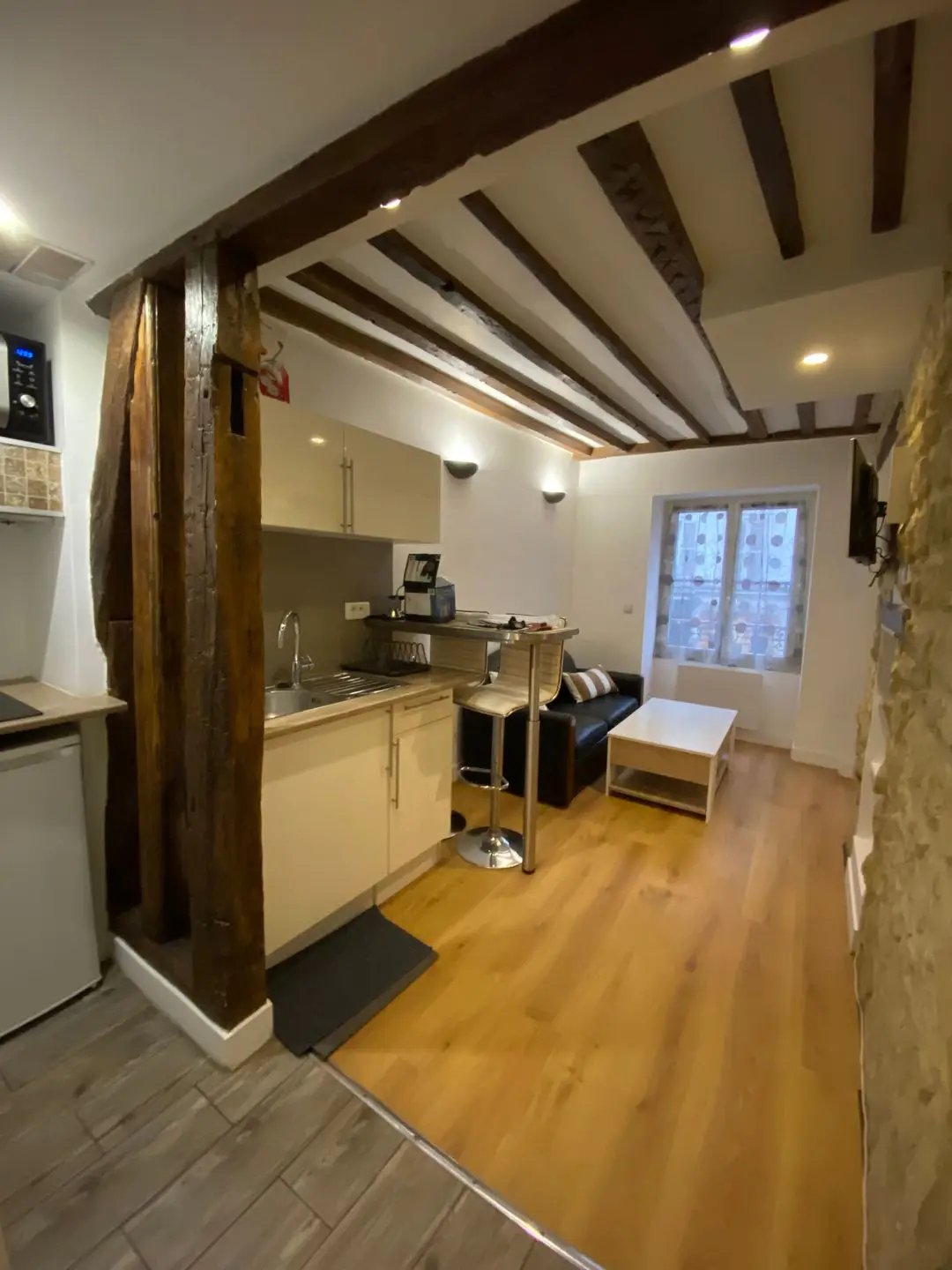 Appartement à louer, 24m², Paris 18ème