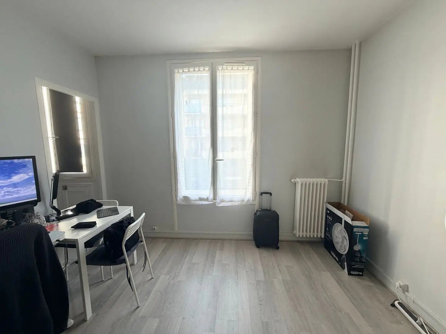 Appartement à louer, 19m², Suresnes