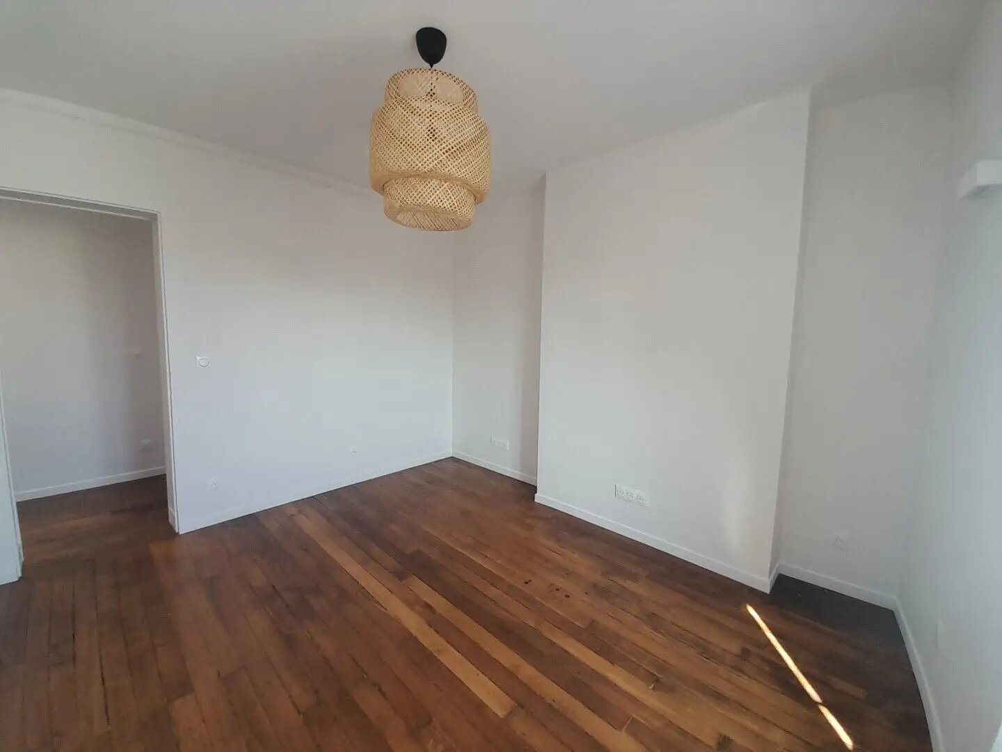 Appartement à louer, 47m², Courbevoie