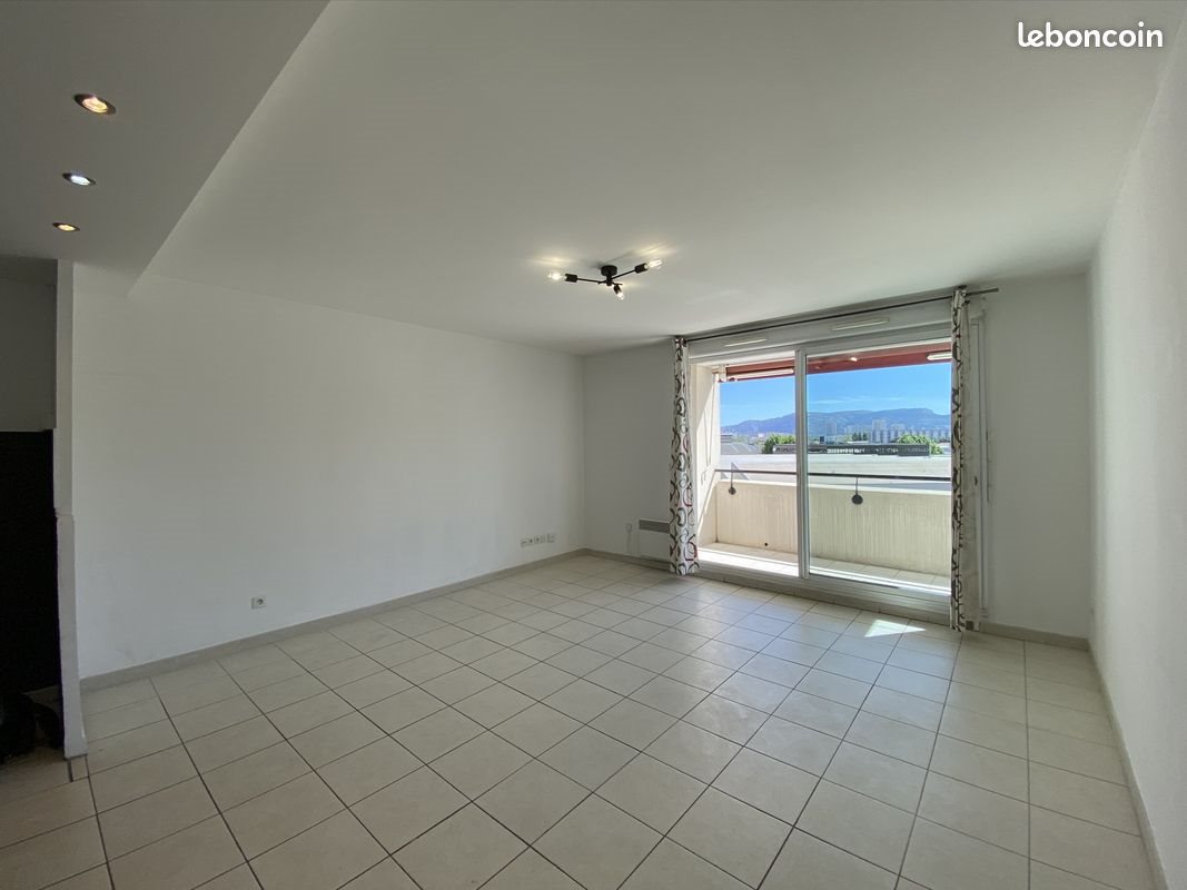 Appartement à louer, 57m², Marseille 10ème