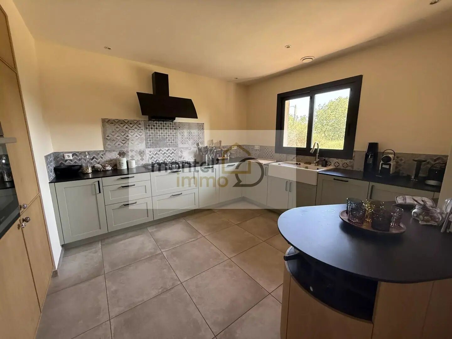 Maison à vendre, 175m², Grignan