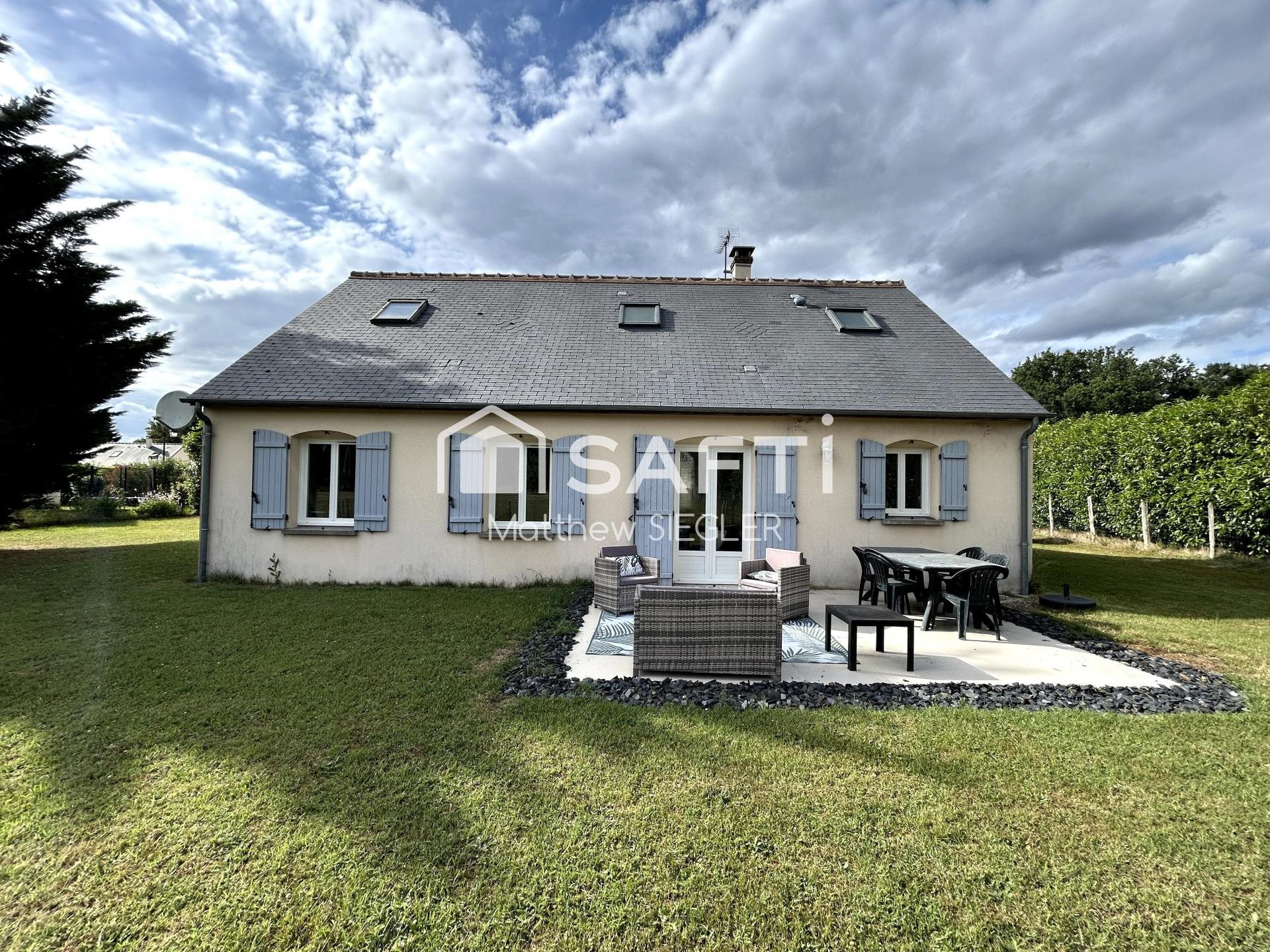 Maison à vendre, 104m², Cléré-les-Pins