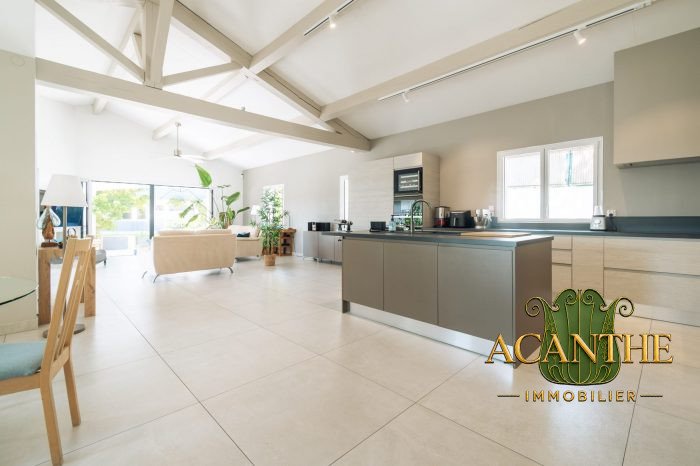 Maison à vendre, 218m², Saint-Clément-de-Rivière