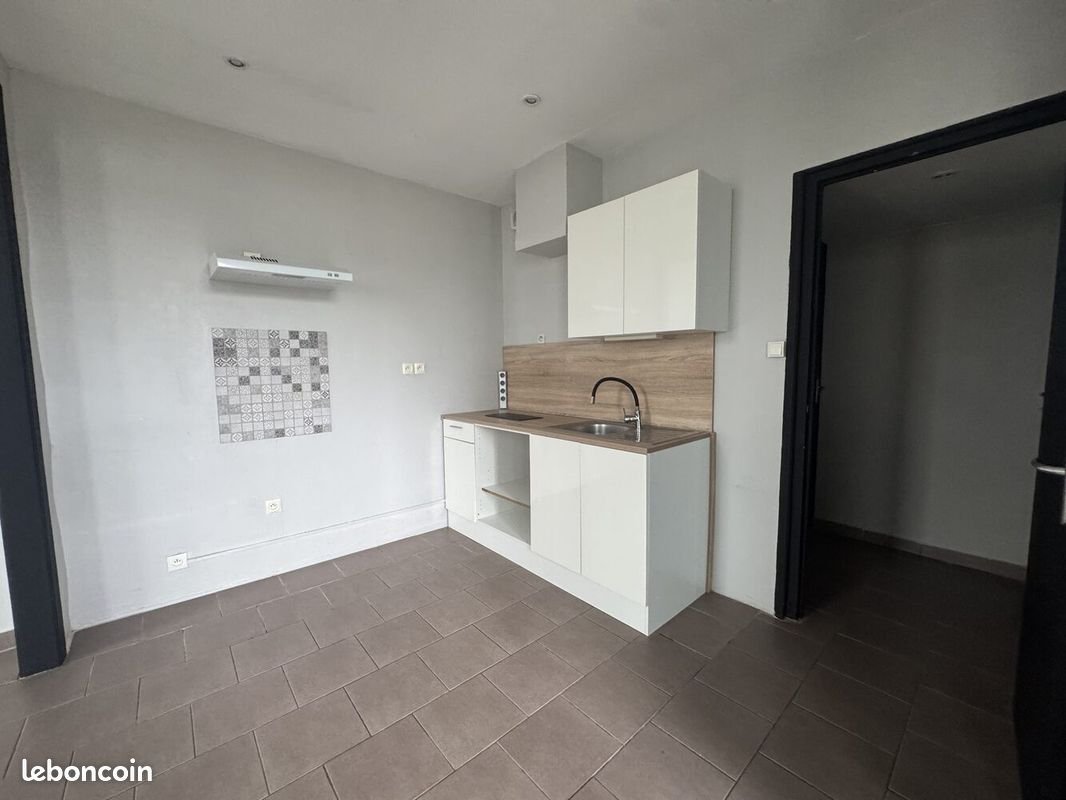 Maison à louer, 72m², Trélon