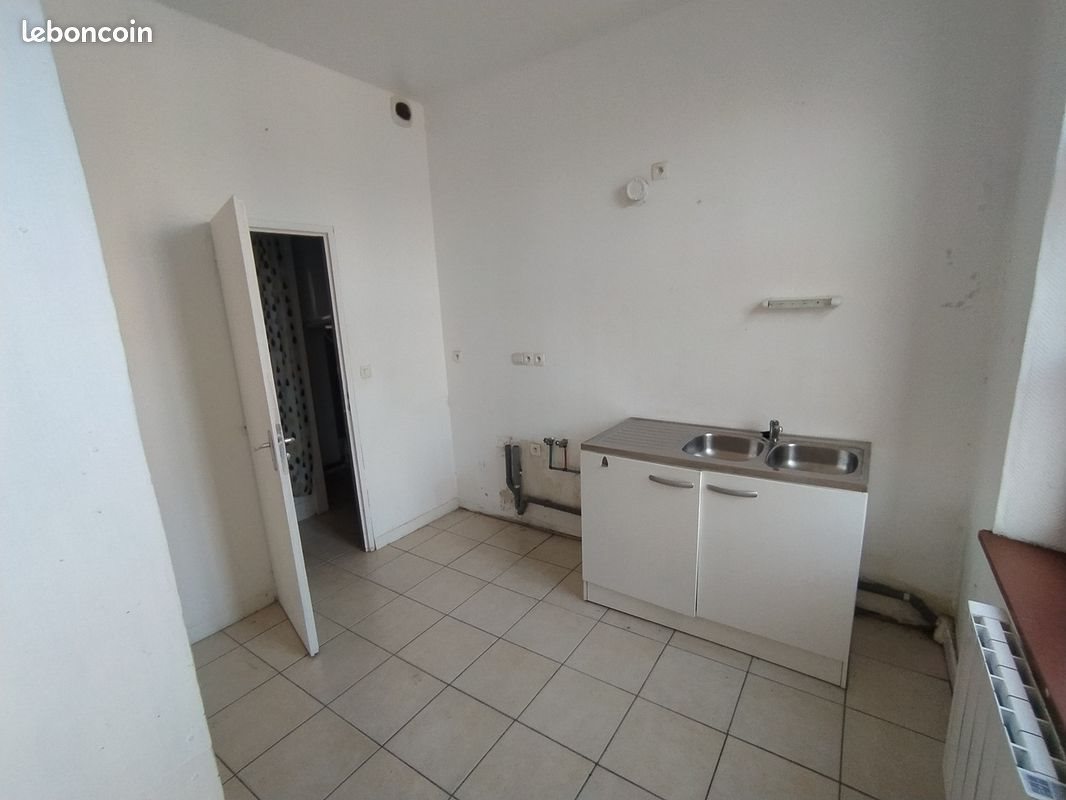 Maison à louer, 71m², Trélon