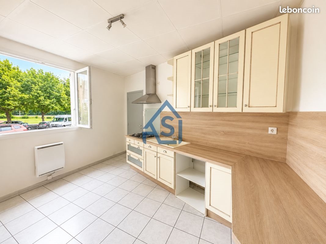 Appartement à louer, 59m², Peipin