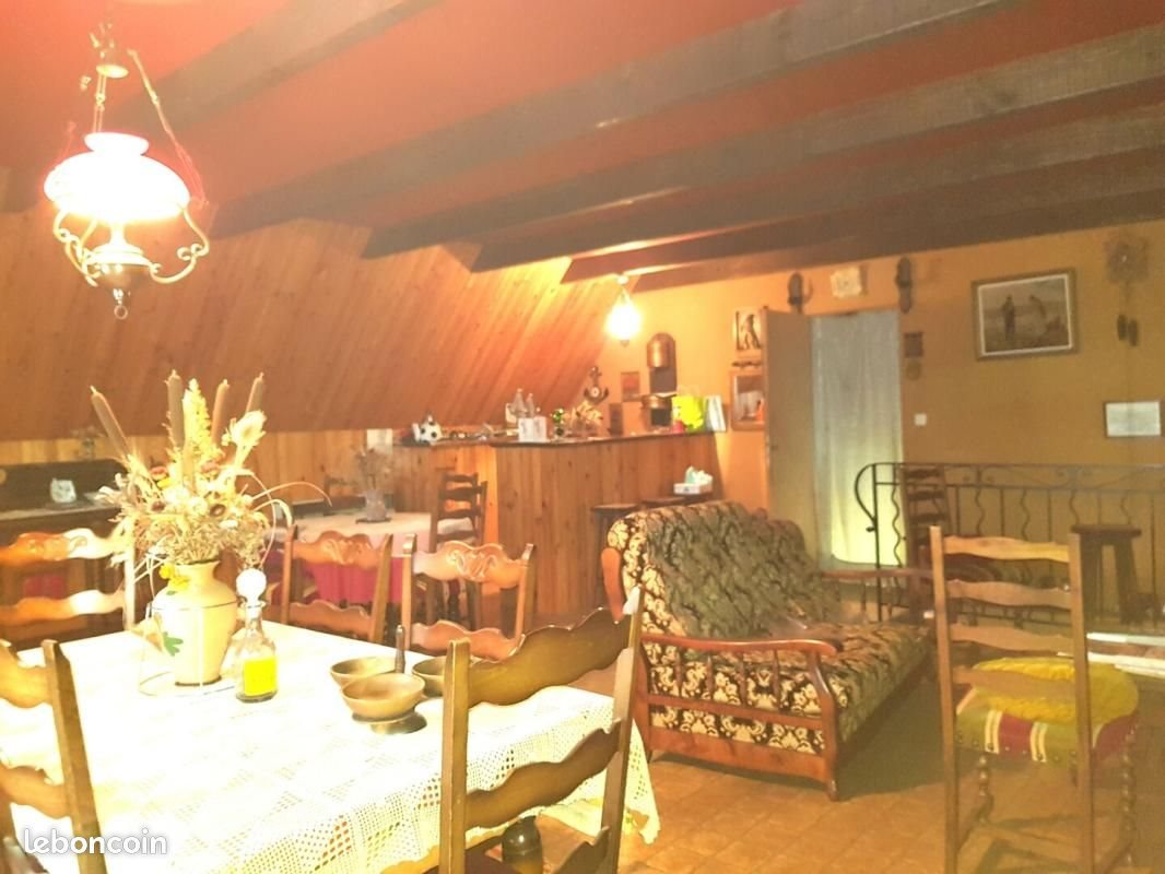 Maison à vendre, 152m², Rochefort-Montagne