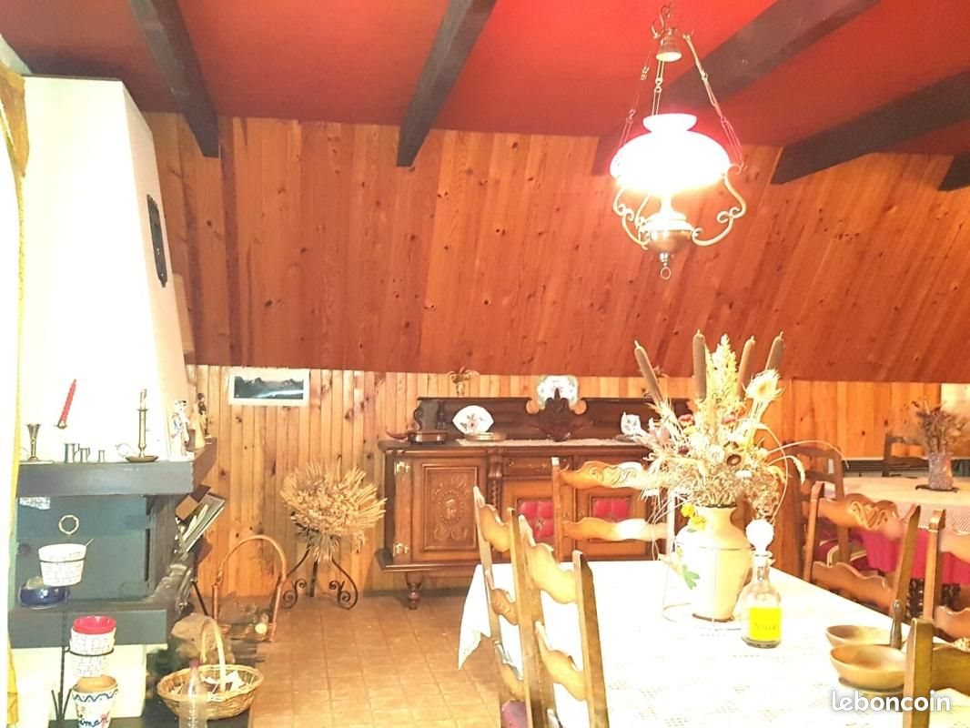 Maison à vendre, 152m², Rochefort-Montagne