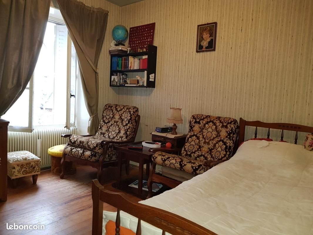 Maison à vendre, 152m², Rochefort-Montagne