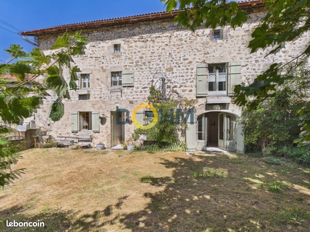 Maison à vendre, 150m², Sauvessanges