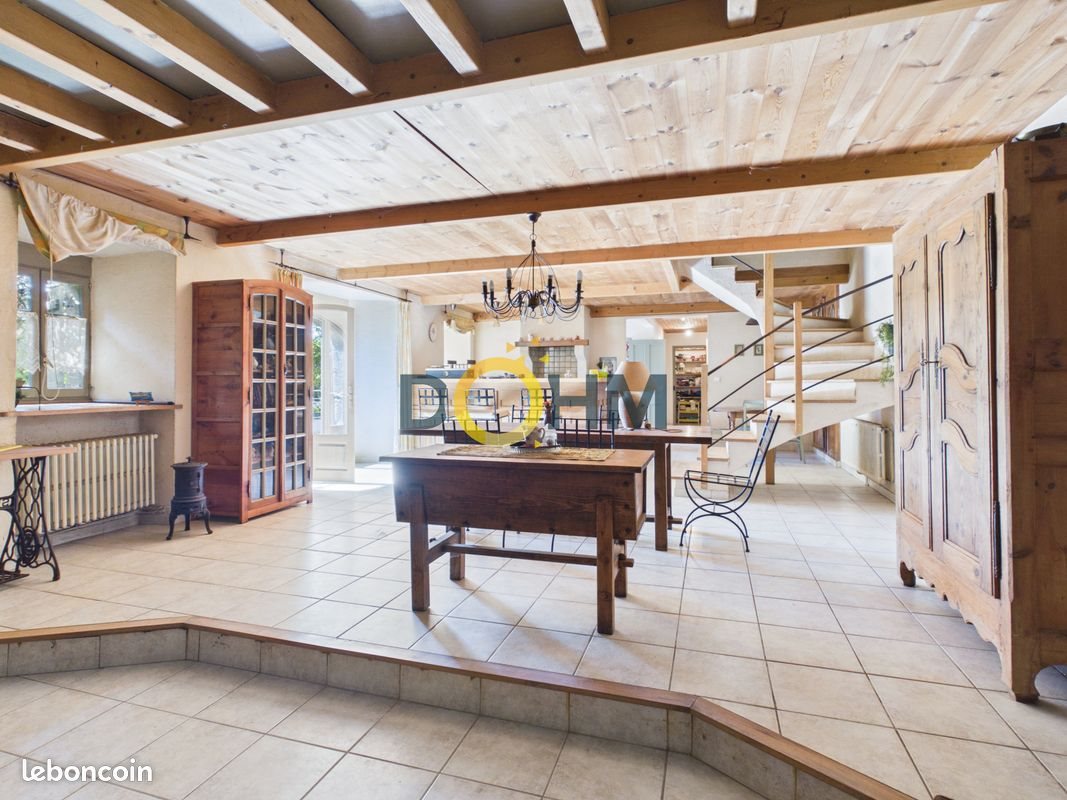 Maison à vendre, 150m², Sauvessanges
