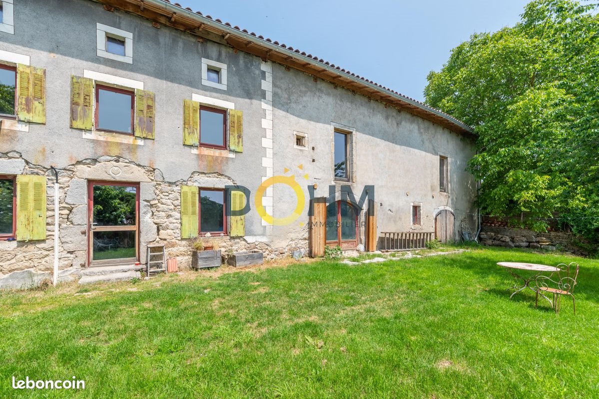 Maison à vendre, 150m², Chomelix