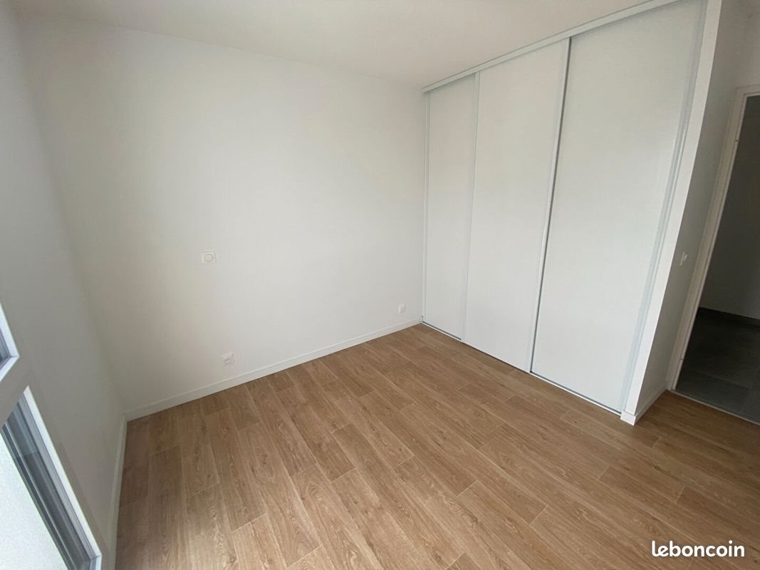 Appartement à louer, 91m², Lormont