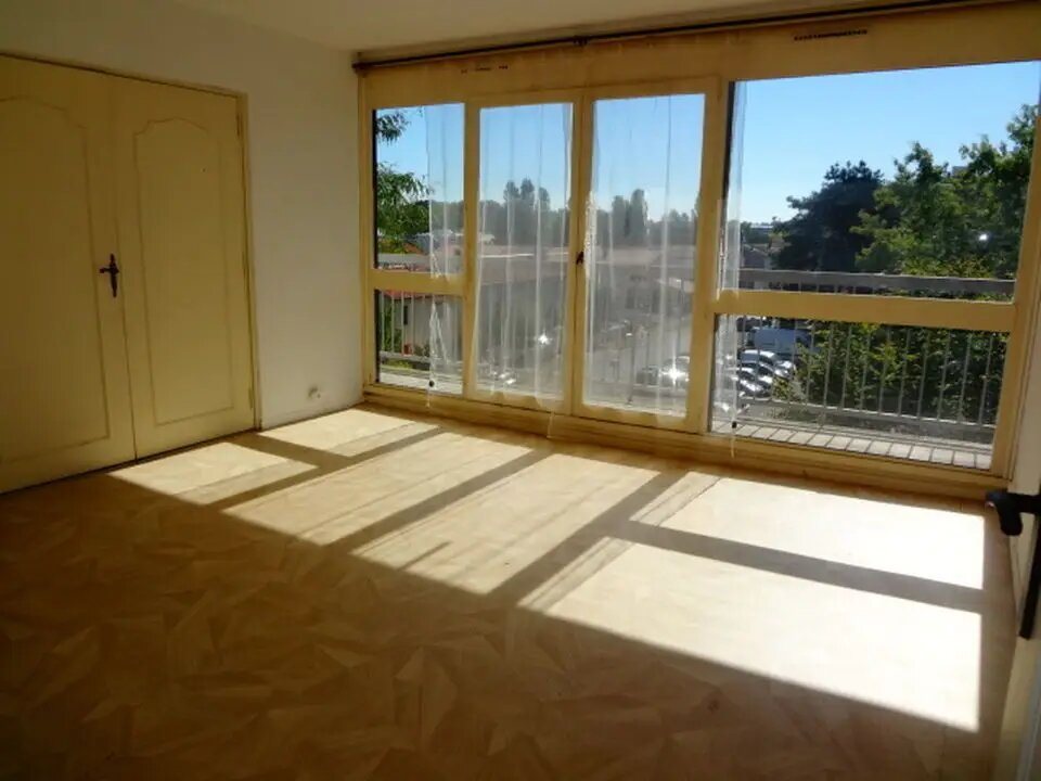 Appartement à louer, 56m², Cenon