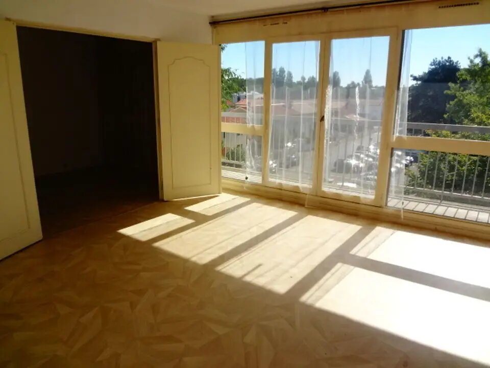 Appartement à louer, 56m², Cenon