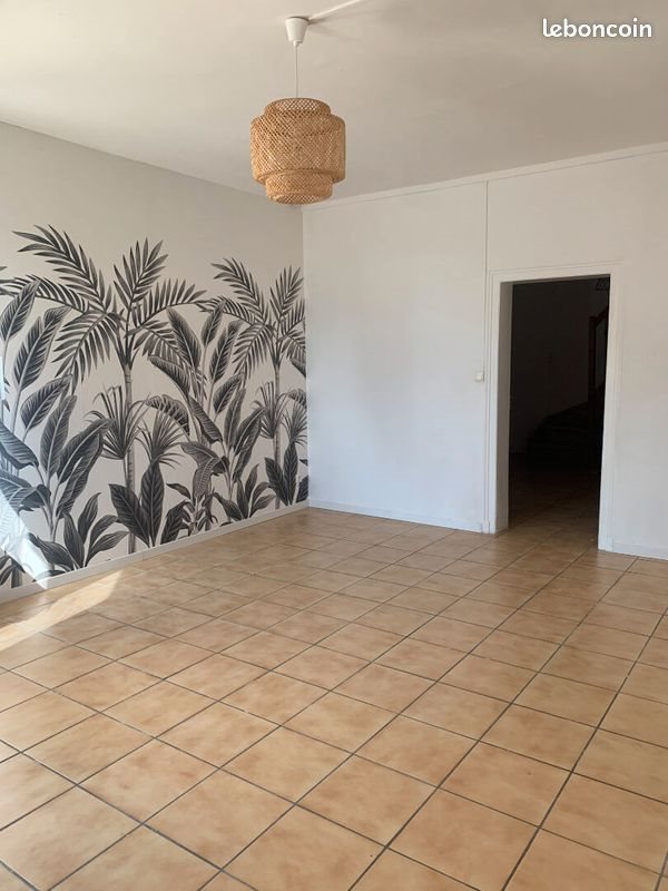 Appartement à louer, 79m², Montlieu-la-Garde