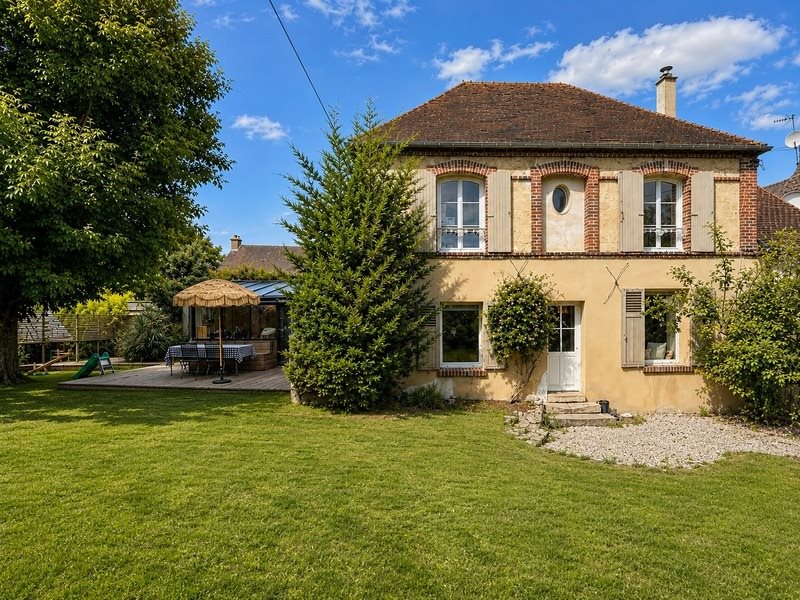 Maison à vendre, 135m², Mont-l'Evêque